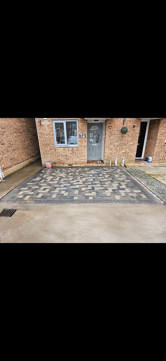 Landscaper: Image 13